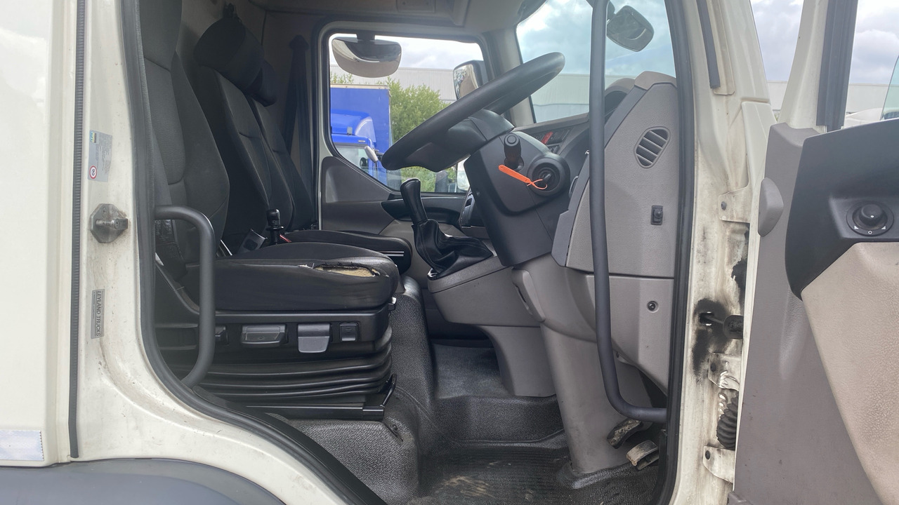 Daf LF 180 - Тентованный грузовик: фото 5 Daf LF 180 - Тентованный грузовик: фото 5