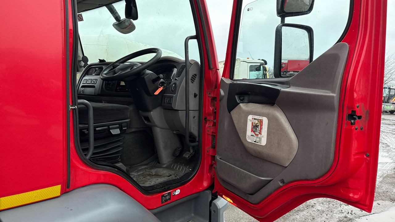 Daf LF 220 - Грузовик с закрытым кузовом: фото 5 Daf LF 220 - Грузовик с закрытым кузовом: фото 5