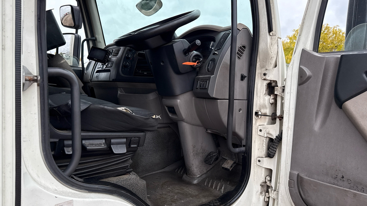 Daf LF 260 - Тентованный грузовик: фото 5 Daf LF 260 - Тентованный грузовик: фото 5