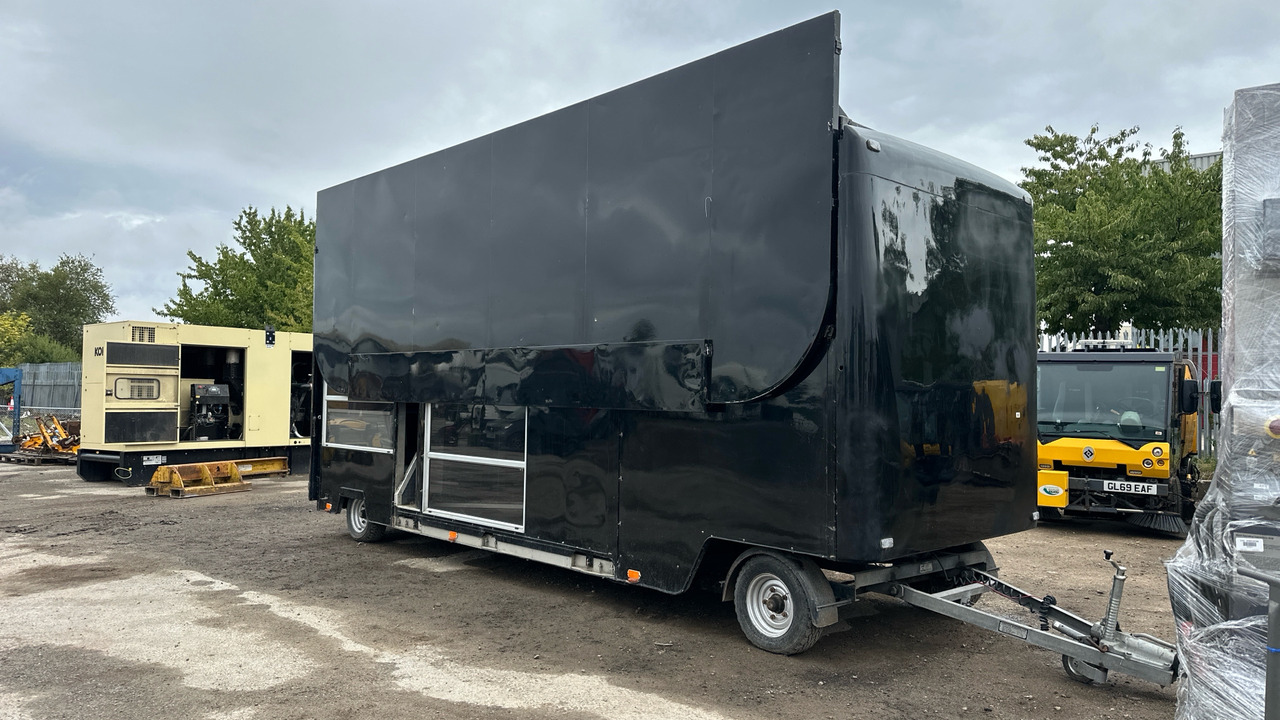 TORTON EXHIBTION TRAILER - Другая техника: фото 1 TORTON EXHIBTION TRAILER - Другая техника: фото 1