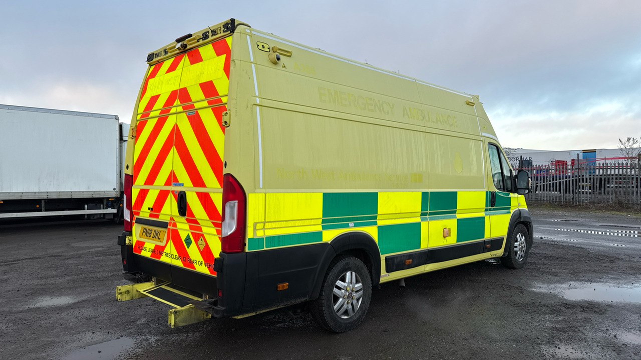 FIAT DUCATO 42 MULTIJET II - Машина скорой помощи: фото 4 FIAT DUCATO 42 MULTIJET II - Машина скорой помощи: фото 4