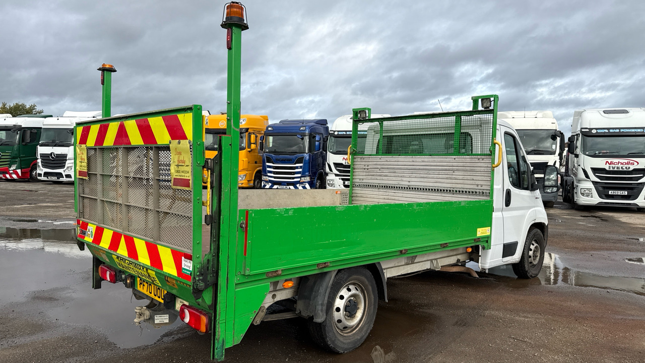 Fiat Ducato 35 MAXI 2.3 MULTIJET 140PS - Малотоннажный бортовой грузовик: фото 4 Fiat Ducato 35 MAXI 2.3 MULTIJET 140PS - Малотоннажный бортовой грузовик: фото 4