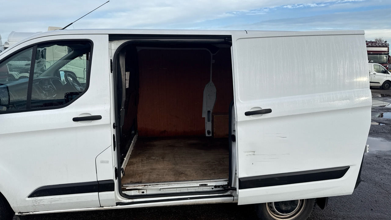 Легковой фургон Ford Transit Custom 300 2.0 EcoBlue 105ps: фото 17