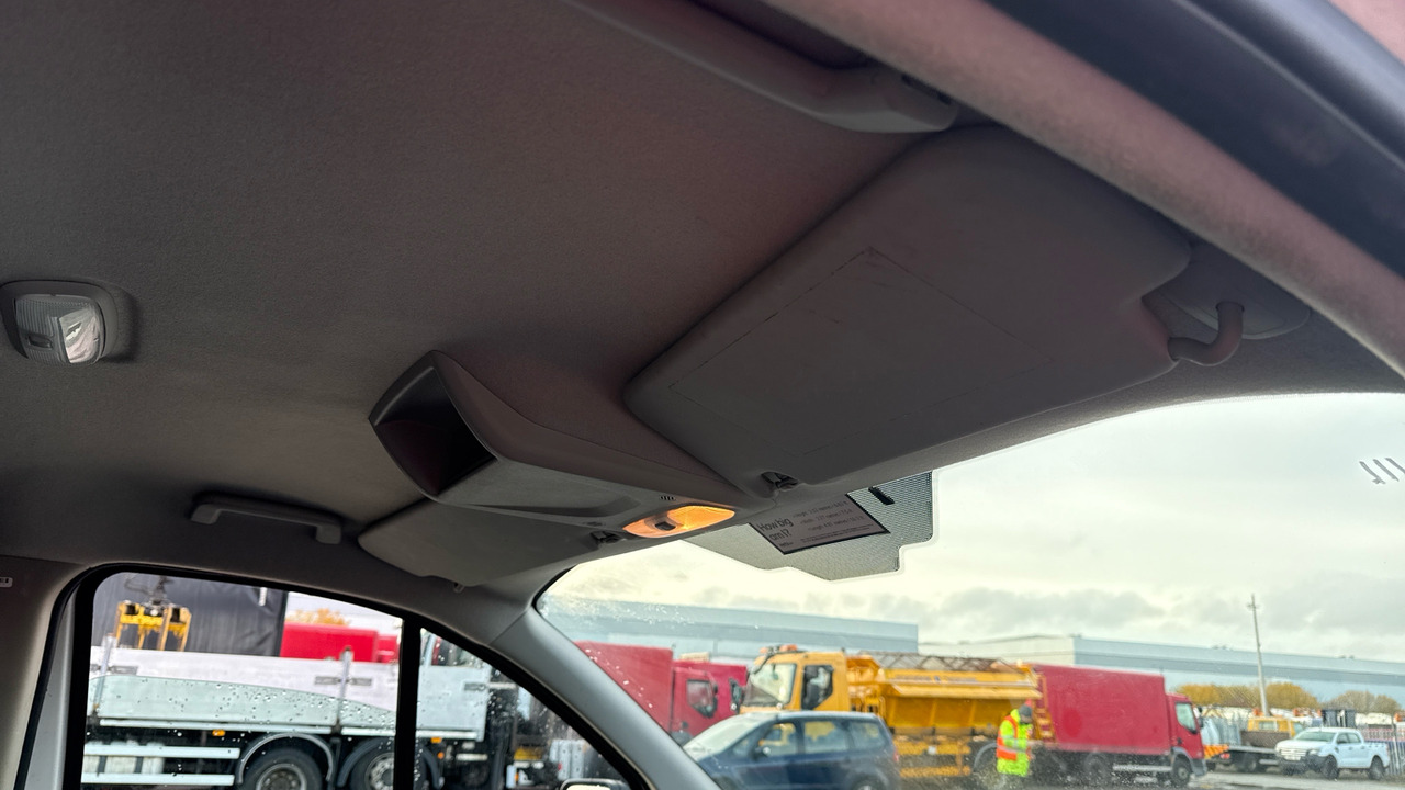 Легковой фургон Ford Transit Custom 300 2.0 EcoBlue 105ps: фото 15