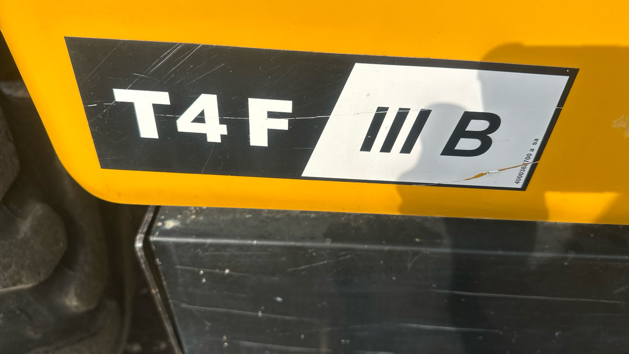 Телескопический погрузчик HAULOTTE HTL 4014: фото 20 Телескопический погрузчик HAULOTTE HTL 4014: фото 20