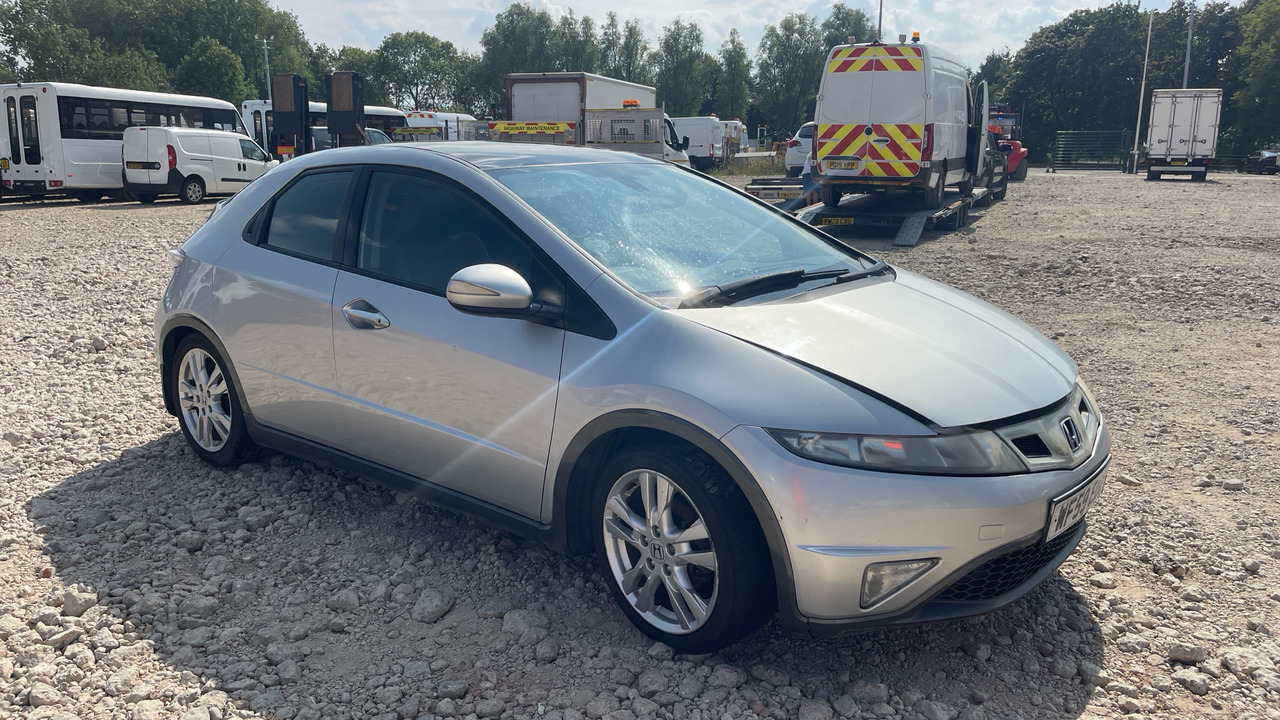 HONDA CIVIC 2.2 I-CTDI - Хэтчбек: фото 1 HONDA CIVIC 2.2 I-CTDI - Хэтчбек: фото 1