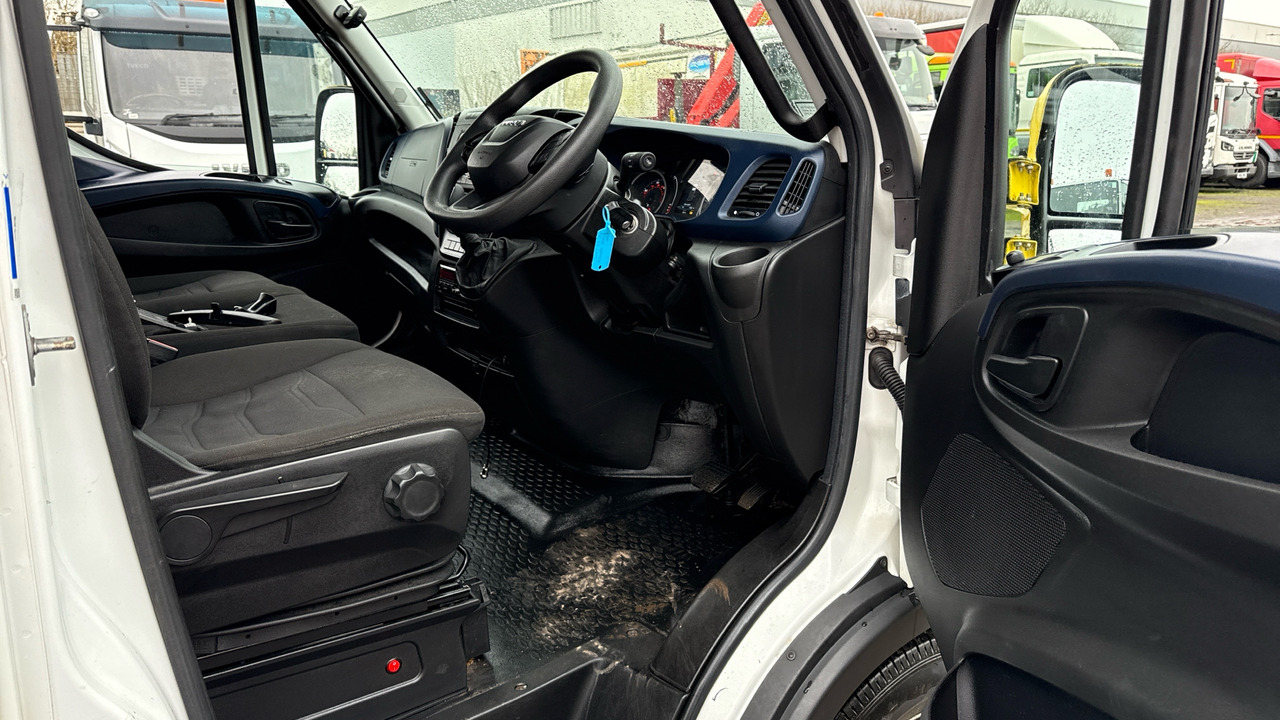 IVECO DAILY 72-180 - Грузовик с закрытым кузовом: фото 5 IVECO DAILY 72-180 - Грузовик с закрытым кузовом: фото 5