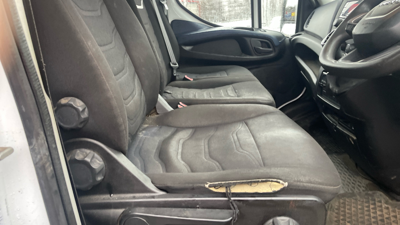 IVECO DAILY 72-210 - Тентованный грузовик: фото 5 IVECO DAILY 72-210 - Тентованный грузовик: фото 5