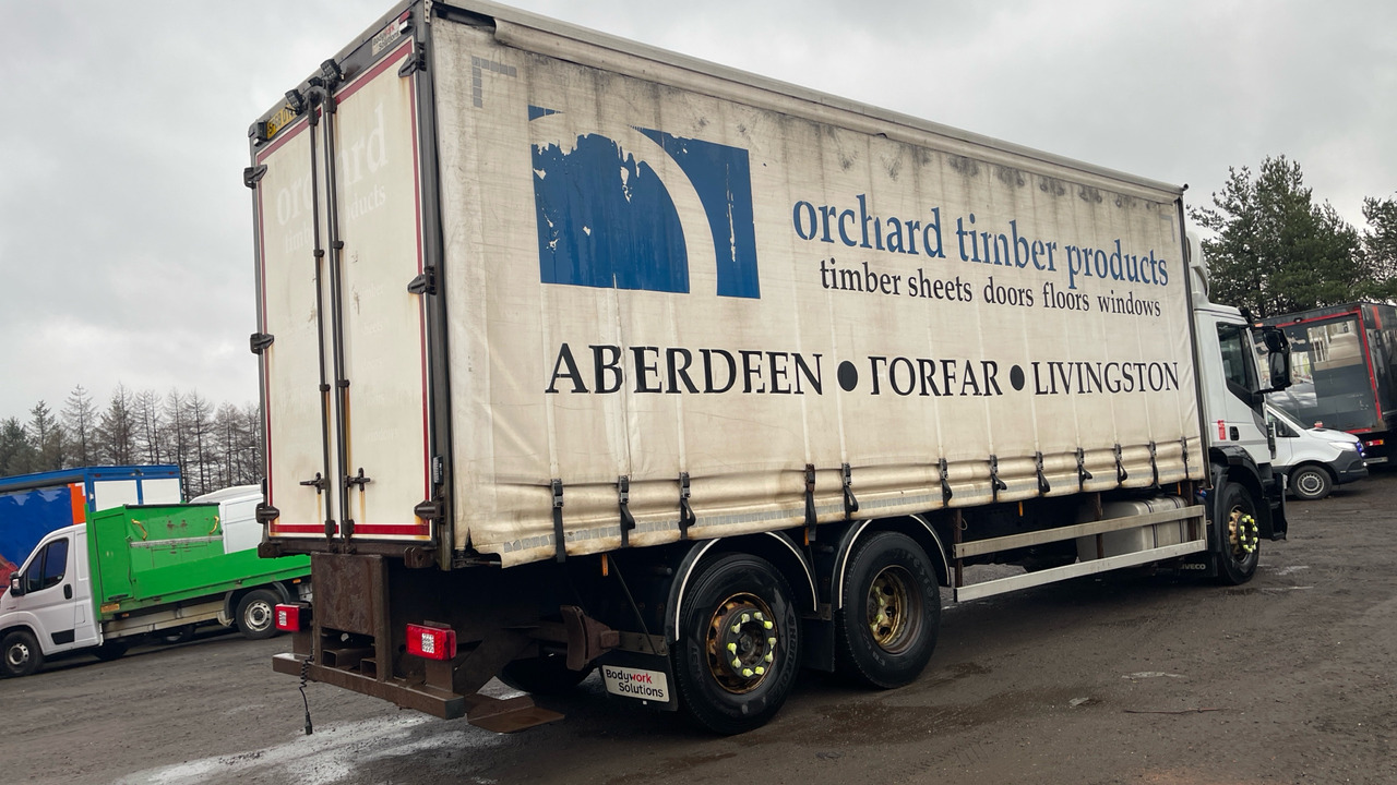 IVECO STRALIS 330 - Тентованный грузовик: фото 4 IVECO STRALIS 330 - Тентованный грузовик: фото 4