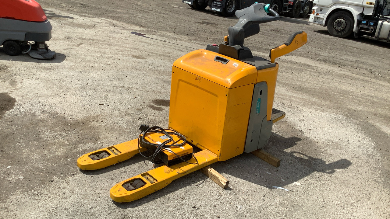 JUNGHEINRICH 24V 2PZS 250 - Тележка: фото 4 JUNGHEINRICH 24V 2PZS 250 - Тележка: фото 4