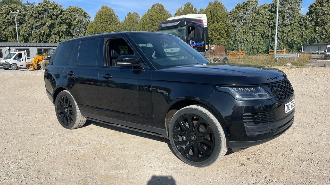 Land Rover Range Rover 4.4 SDV8 Autobiography - Внедорожник: фото 1 Land Rover Range Rover 4.4 SDV8 Autobiography - Внедорожник: фото 1