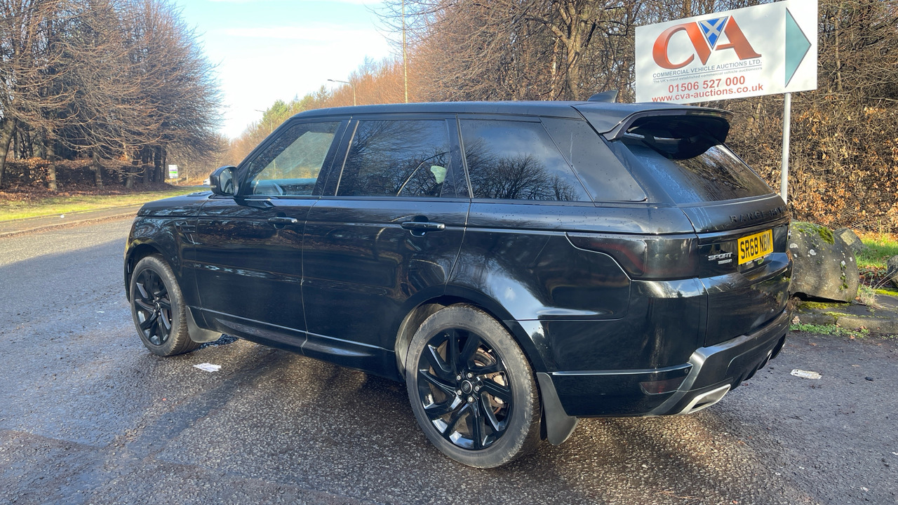 Land Rover Range Rover Sport 3.0 SDV6 306PS HSE - Внедорожник: фото 3 Land Rover Range Rover Sport 3.0 SDV6 306PS HSE - Внедорожник: фото 3