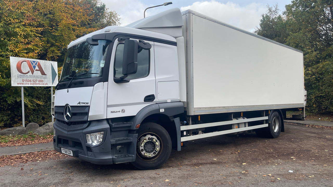 MERCEDES-BENZ ACTROS 1824 - Грузовик с закрытым кузовом: фото 2 MERCEDES-BENZ ACTROS 1824 - Грузовик с закрытым кузовом: фото 2