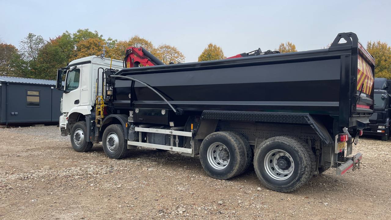 MERCEDES-BENZ AROCS - Самосвал, Автоманипулятор: фото 3 MERCEDES-BENZ AROCS - Самосвал, Автоманипулятор: фото 3