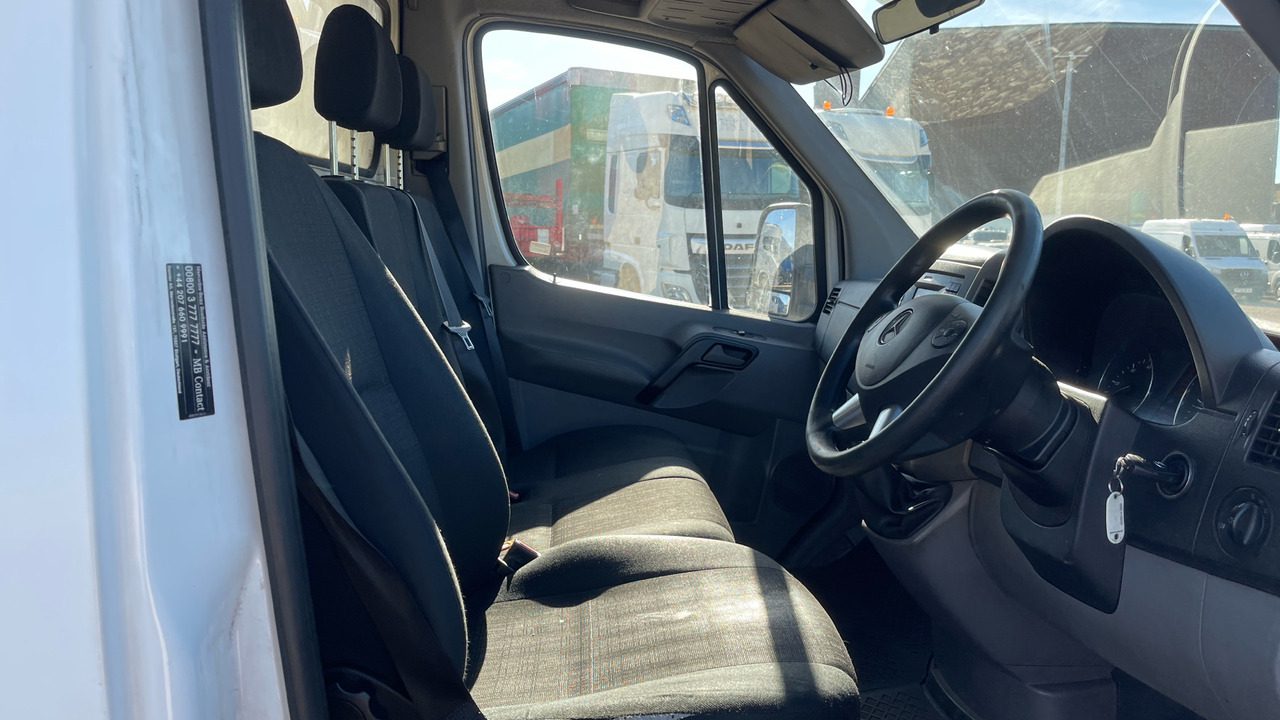 MERCEDES-BENZ SPRINTER 316 CDI - Тентованный фургон: фото 5 MERCEDES-BENZ SPRINTER 316 CDI - Тентованный фургон: фото 5