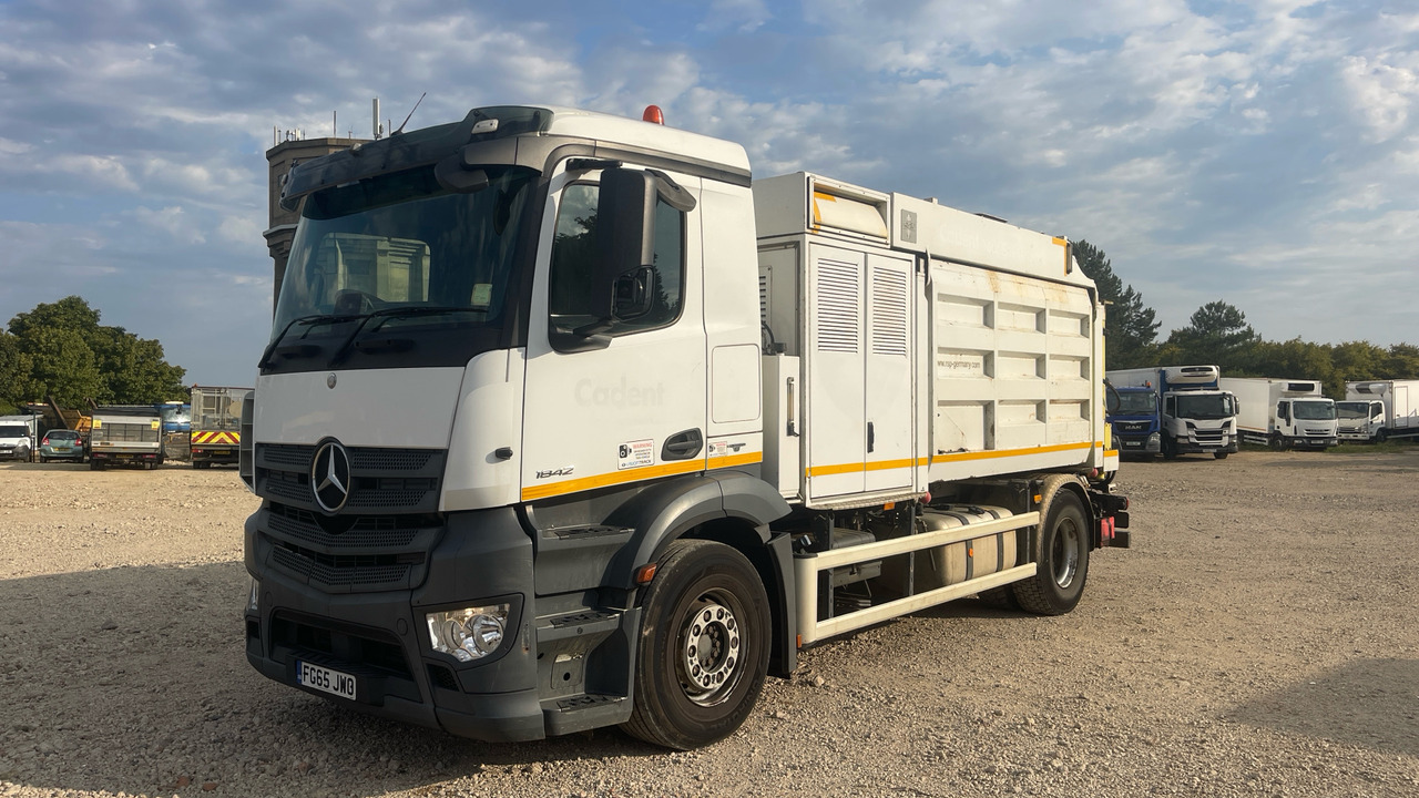Mercedes-Benz Antos 1842 - Ассенизатор: фото 2 Mercedes-Benz Antos 1842 - Ассенизатор: фото 2