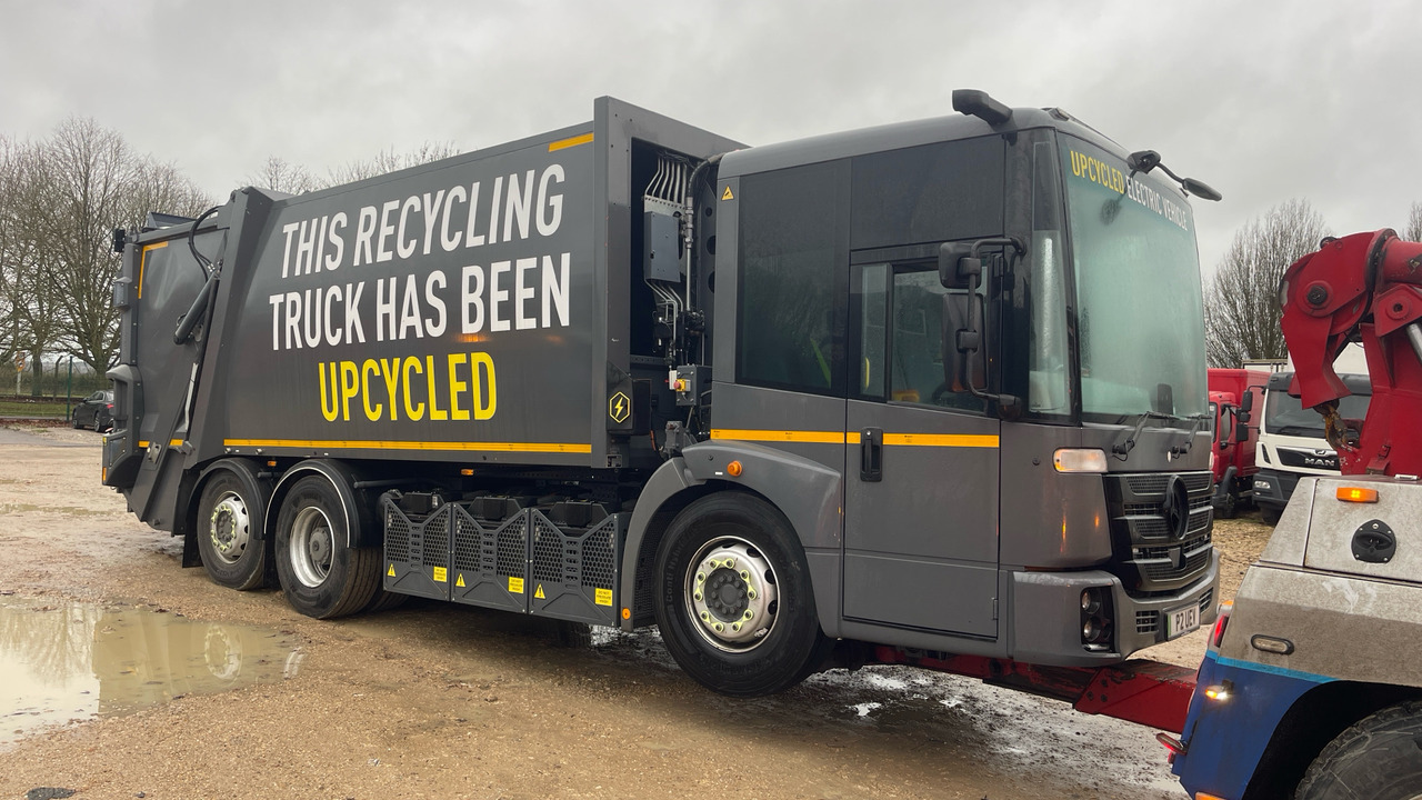 Mercedes-Benz Econic - Мусоровоз: фото 2 Mercedes-Benz Econic - Мусоровоз: фото 2