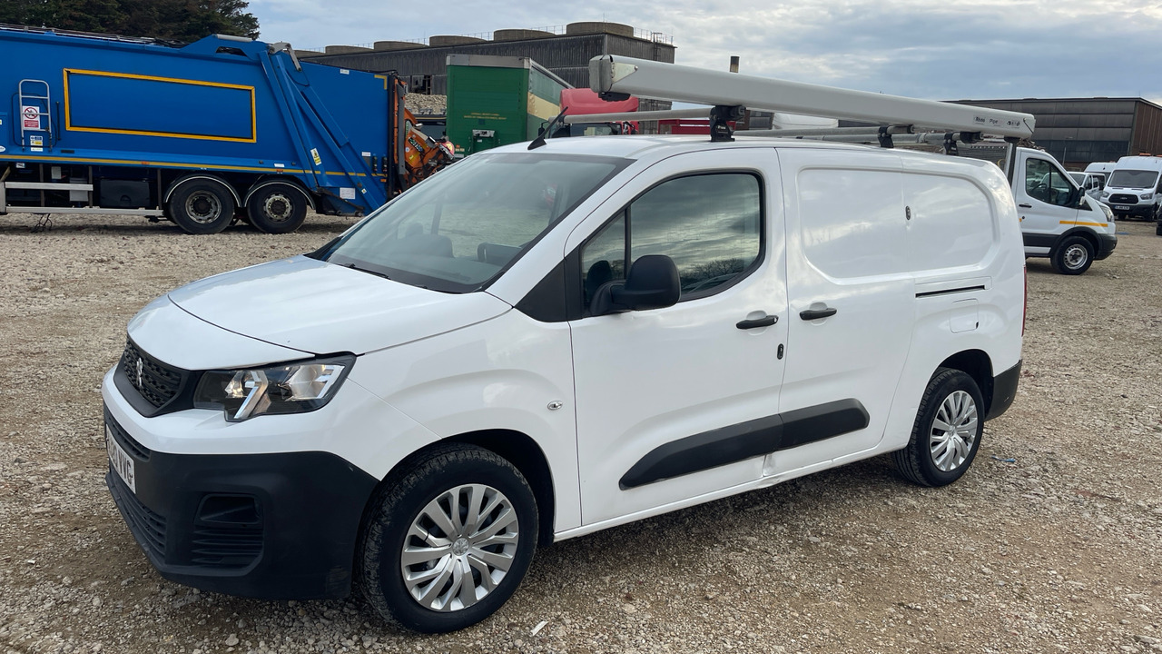 PEUGEOT PARTNER 850 1.5 BLUE HDI 100PS - Легковой фургон: фото 2 PEUGEOT PARTNER 850 1.5 BLUE HDI 100PS - Легковой фургон: фото 2