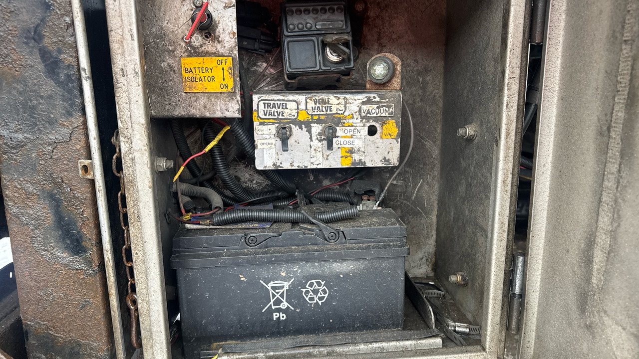 Прицеп INDOX ROS ROCA TANKER: фото 17