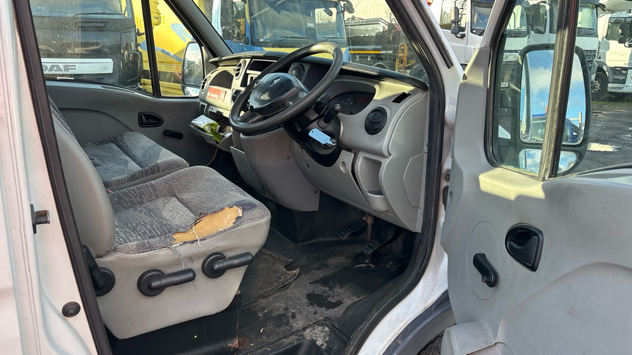 RENAULT MASTER CCPML35 DCI100 MWB - Грузовик бортовой/ Платформа: фото 5 RENAULT MASTER CCPML35 DCI100 MWB - Грузовик бортовой/ Платформа: фото 5