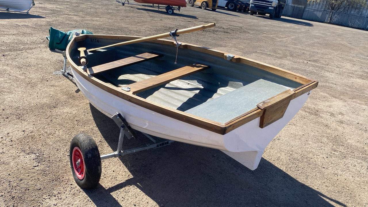 SEDGEMOOR SB330 ROWING BOAT - Строительное оборудование: фото 3 SEDGEMOOR SB330 ROWING BOAT - Строительное оборудование: фото 3