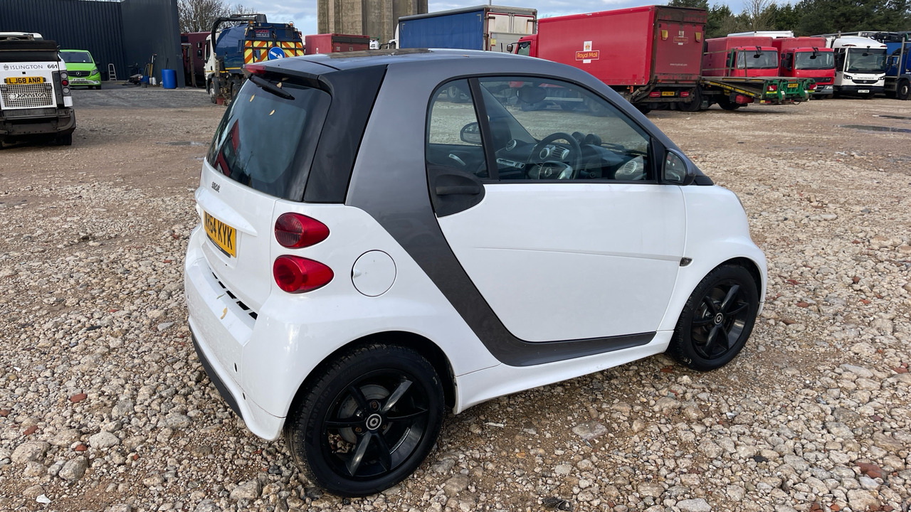 SMART FORTWO COUPE GRANDSTYLE - Хэтчбек: фото 4 SMART FORTWO COUPE GRANDSTYLE - Хэтчбек: фото 4
