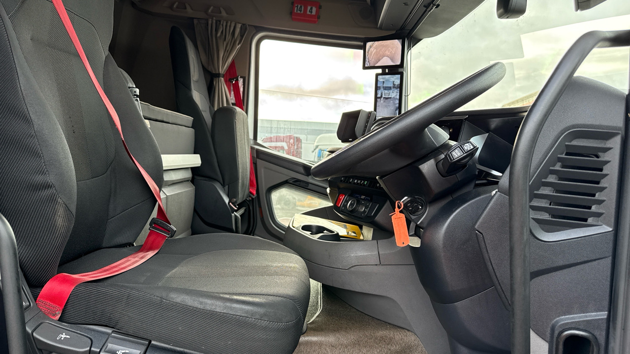 Daf XF - Тягач: фото 5 Daf XF - Тягач: фото 5