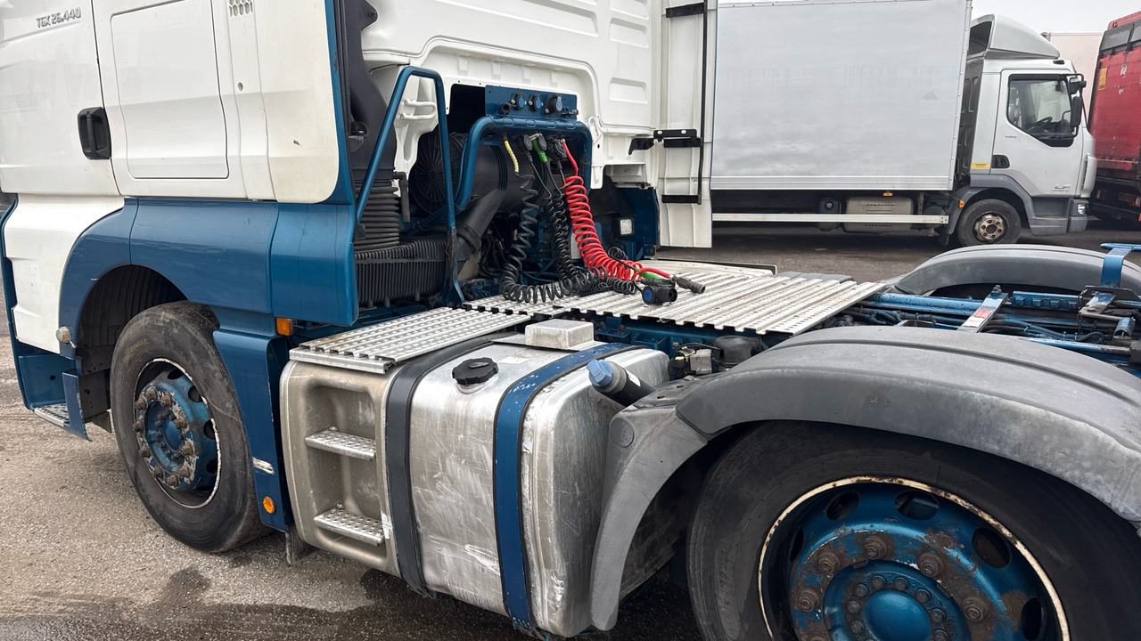 Тягач MAN TGX 26.440: фото 20