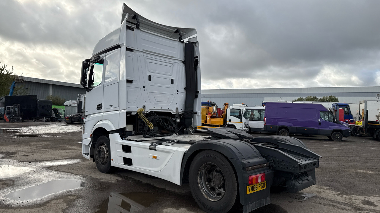 MERCEDES-BENZ ACTROS 1843 - Тягач: фото 3 MERCEDES-BENZ ACTROS 1843 - Тягач: фото 3