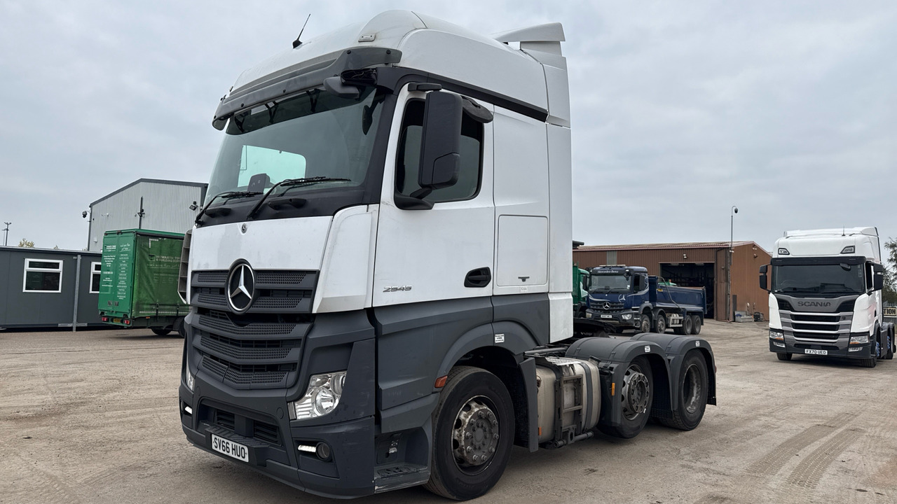 MERCEDES-BENZ ACTROS 2454 - Тягач: фото 2 MERCEDES-BENZ ACTROS 2454 - Тягач: фото 2