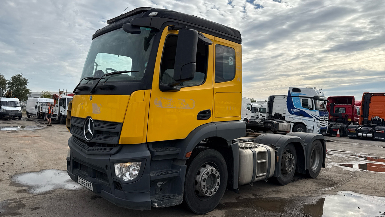 MERCEDES-BENZ ACTROS - Тягач: фото 2 MERCEDES-BENZ ACTROS - Тягач: фото 2
