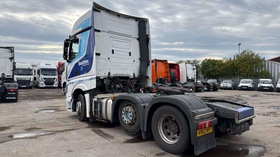 MERCEDES-BENZ ACTROS - Тягач: фото 3 MERCEDES-BENZ ACTROS - Тягач: фото 3