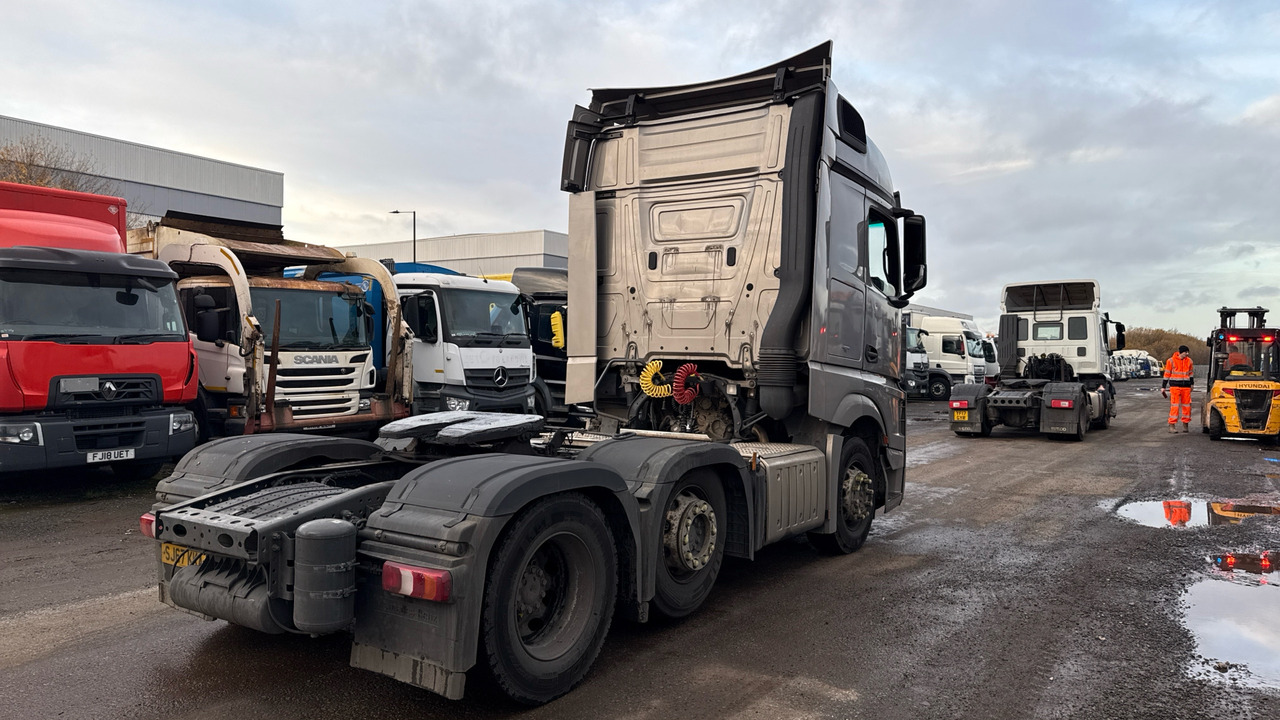 MERCEDES-BENZ ACTROS - Тягач: фото 4 MERCEDES-BENZ ACTROS - Тягач: фото 4