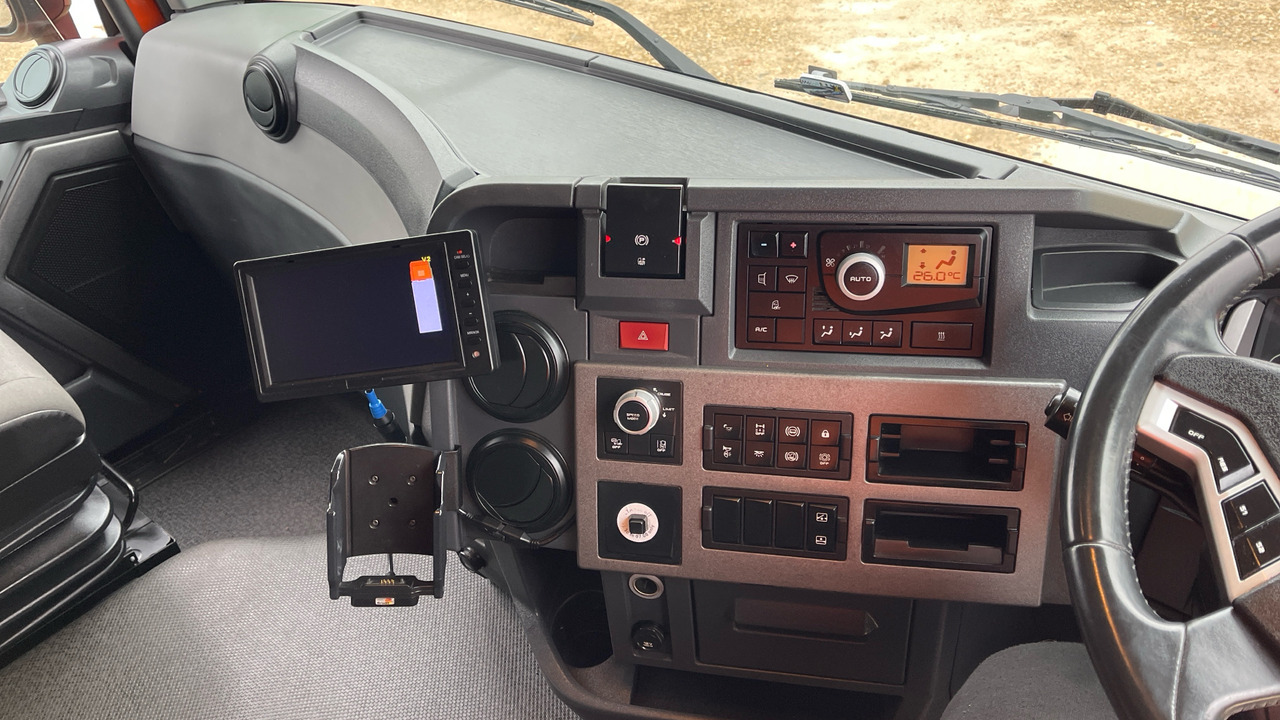 Тягач RENAULT T 460: фото 7