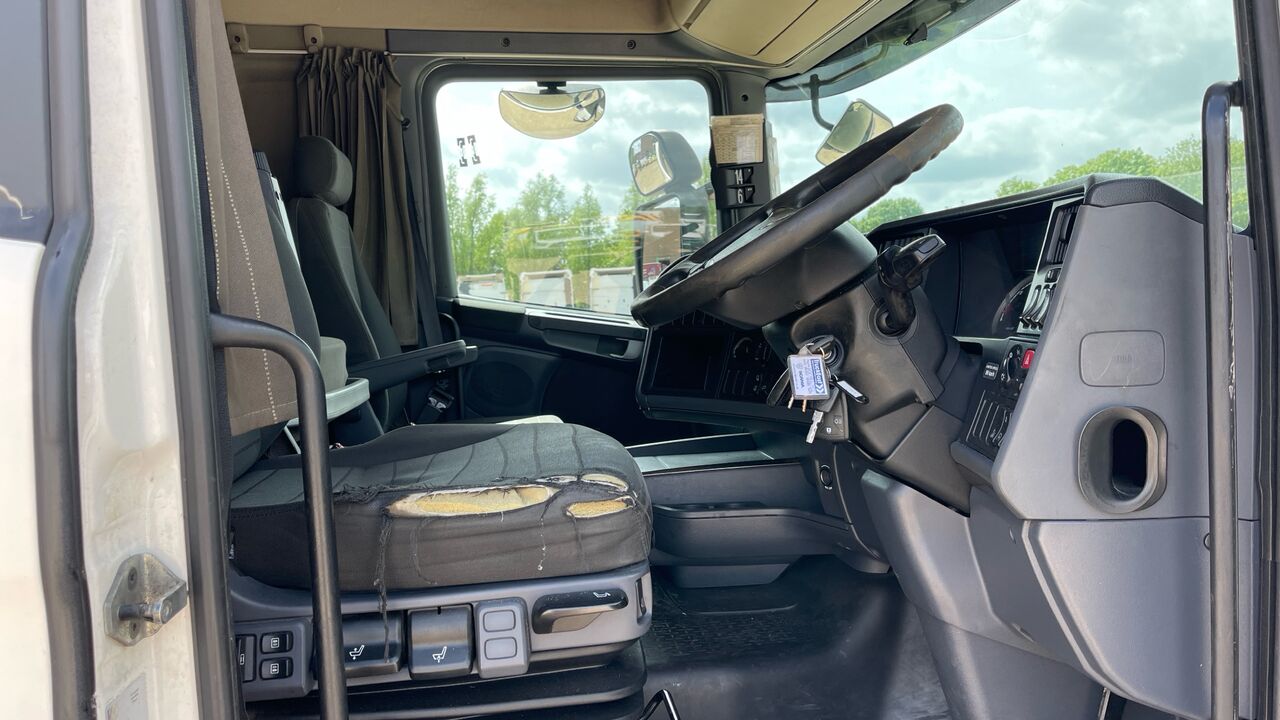 SCANIA R 450 - Тягач: фото 5 SCANIA R 450 - Тягач: фото 5