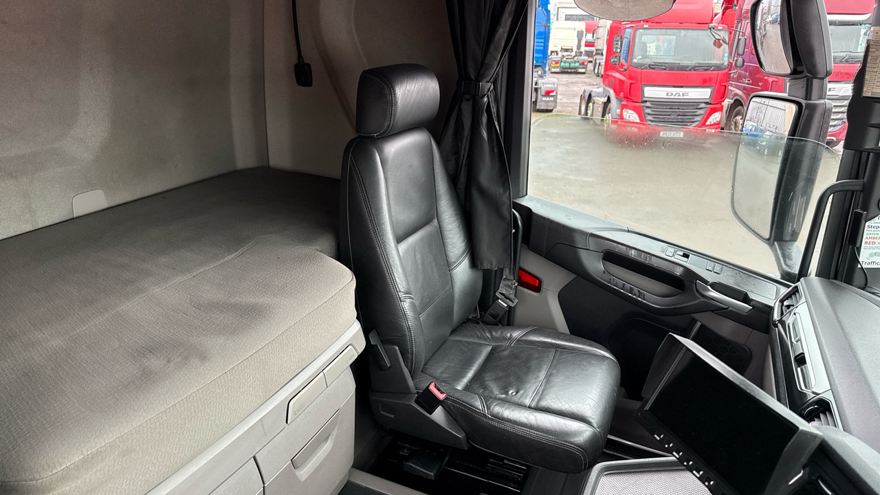 Тягач SCANIA R 500: фото 8 Тягач SCANIA R 500: фото 8