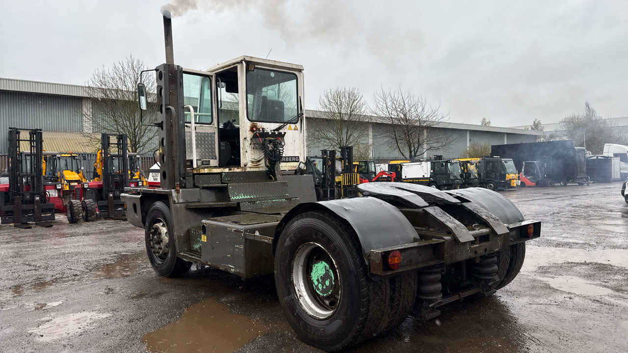 TERBERG YT180 - Тягач: фото 3 TERBERG YT180 - Тягач: фото 3