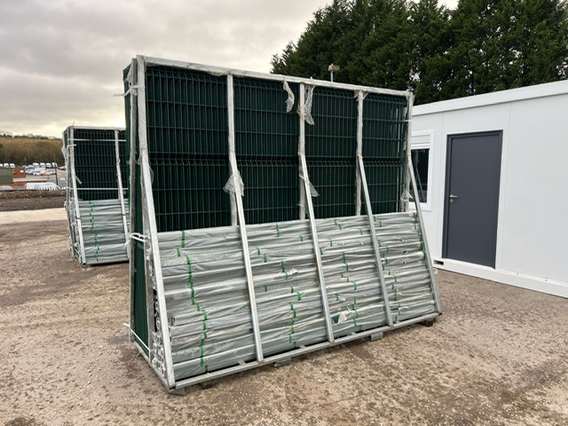 V-MESH FENCING 2.4M HIGH - Строительное оборудование: фото 4 V-MESH FENCING 2.4M HIGH - Строительное оборудование: фото 4