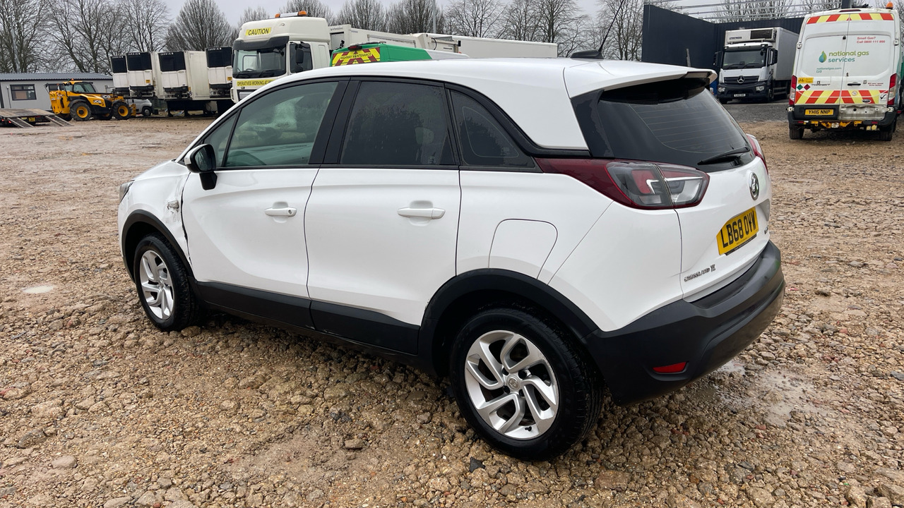 VAUXHALL CROSSLAND X 1.2T - Хэтчбек: фото 3 VAUXHALL CROSSLAND X 1.2T - Хэтчбек: фото 3