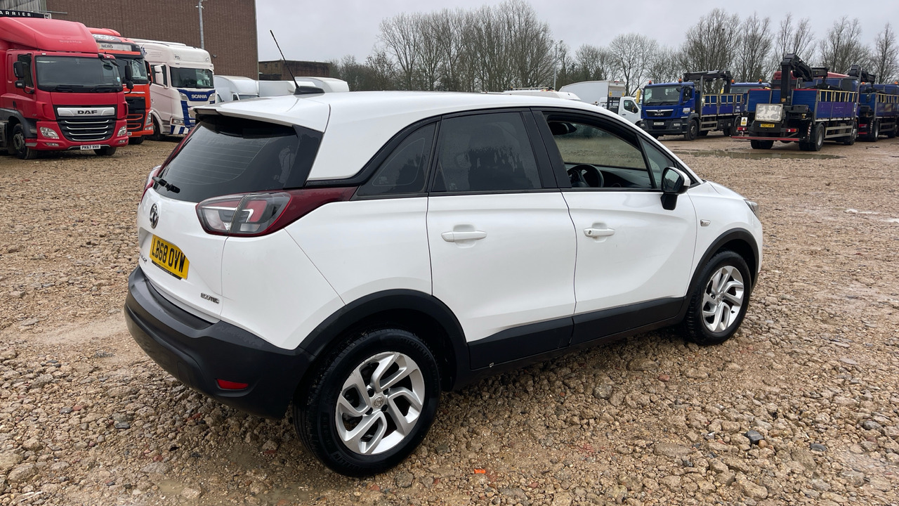 VAUXHALL CROSSLAND X 1.2T - Хэтчбек: фото 4 VAUXHALL CROSSLAND X 1.2T - Хэтчбек: фото 4