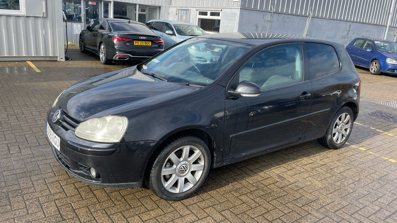 VOLKSWAGEN GOLF 2.0 GT FSI - Хэтчбек: фото 2 VOLKSWAGEN GOLF 2.0 GT FSI - Хэтчбек: фото 2