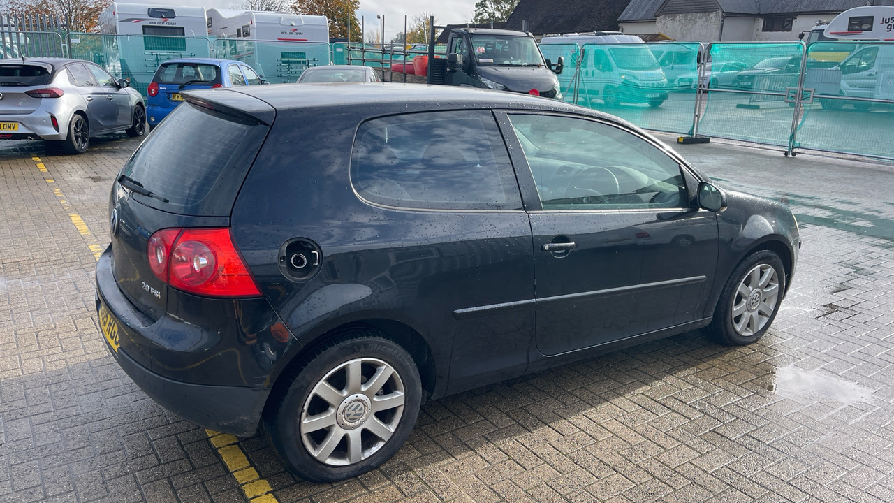 VOLKSWAGEN GOLF 2.0 GT FSI - Хэтчбек: фото 4 VOLKSWAGEN GOLF 2.0 GT FSI - Хэтчбек: фото 4