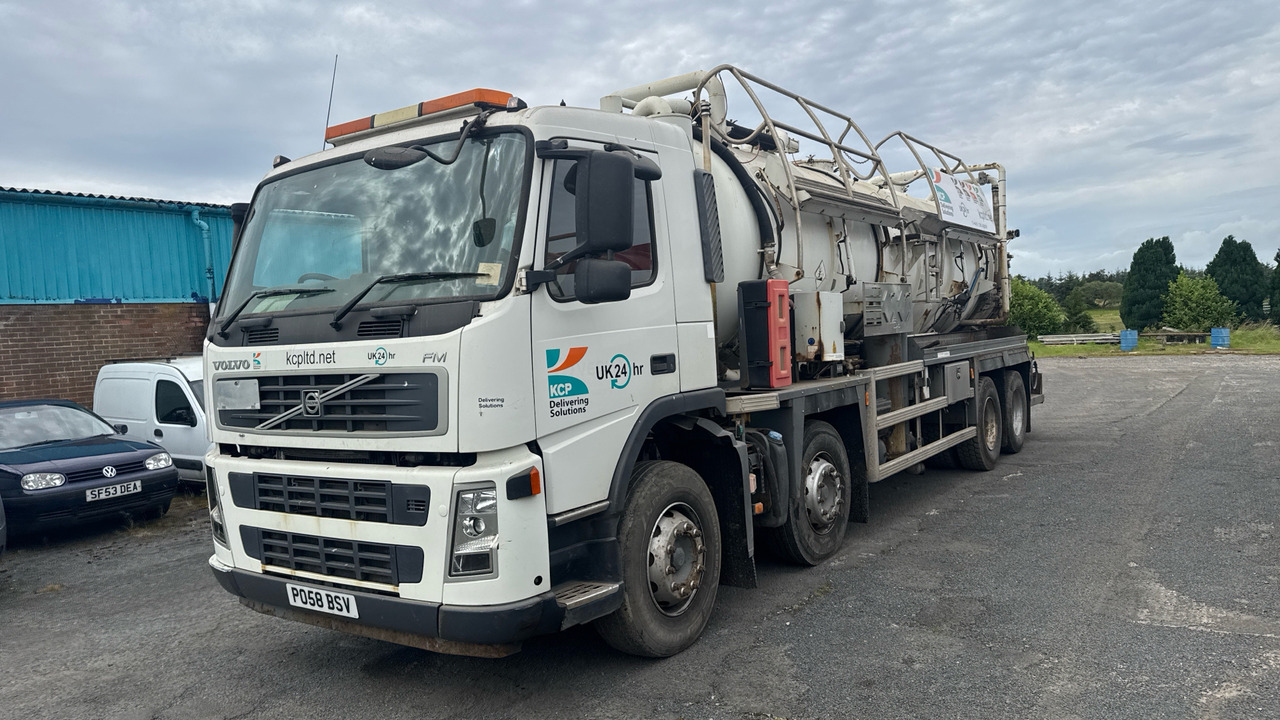 VOLVO FM 340 - Ассенизатор: фото 2 VOLVO FM 340 - Ассенизатор: фото 2