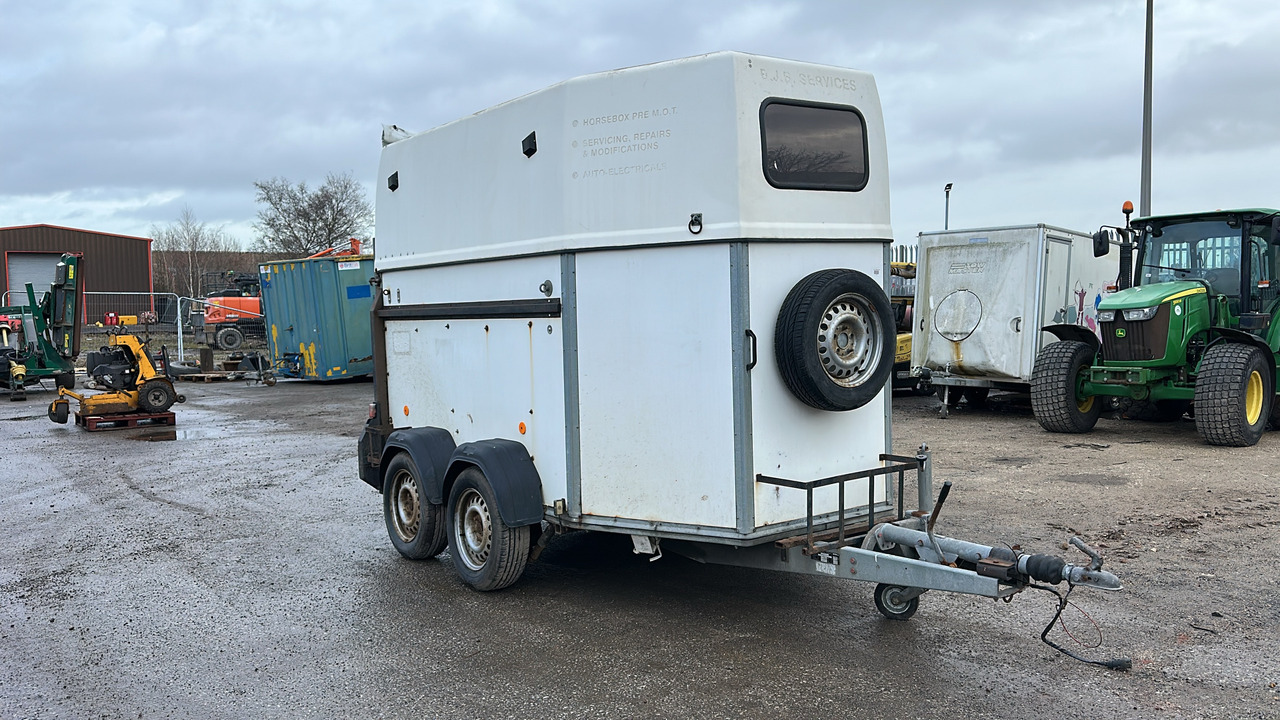 WESTFALIA HORSE BOX - Прицеп-коневоз: фото 1 WESTFALIA HORSE BOX - Прицеп-коневоз: фото 1