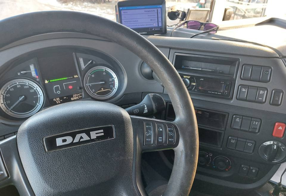 DAF XF 106 BDF JUMBO - Тентованный грузовик: фото 5 DAF XF 106 BDF JUMBO - Тентованный грузовик: фото 5