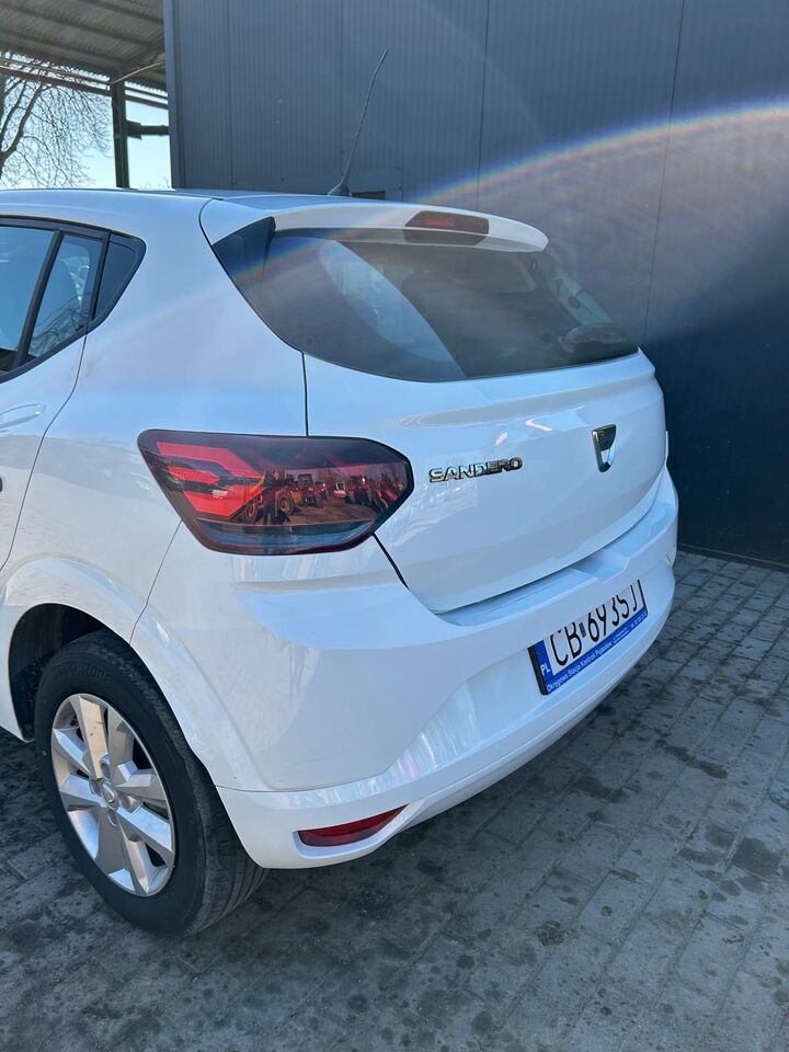 DACIA SANDERO - Цельнометаллический фургон: фото 4 DACIA SANDERO - Цельнометаллический фургон: фото 4