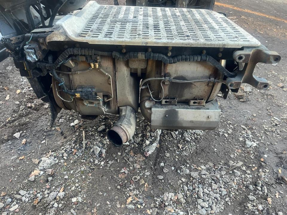 DAF XF 460 EU6 Auspuff Katalysator 1940705 - Глушитель/ Выхлопная система для Грузовиков: фото 4 DAF XF 460 EU6 Auspuff Katalysator 1940705 - Глушитель/ Выхлопная система для Грузовиков: фото 4