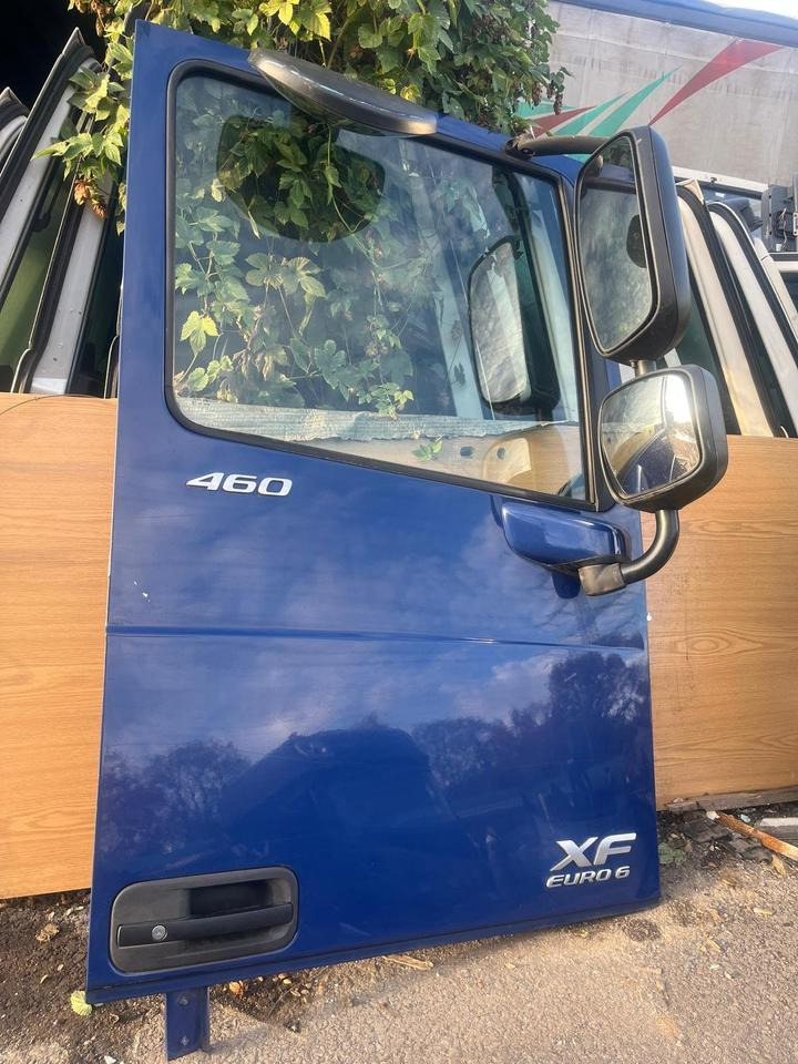 DAF XF 460 EU6 Beifahrertür Blau Rechts Spiegel Innenverkleidung - Дверь и запчасти для Грузовиков: фото 3 DAF XF 460 EU6 Beifahrertür Blau Rechts Spiegel Innenverkleidung - Дверь и запчасти для Грузовиков: фото 3