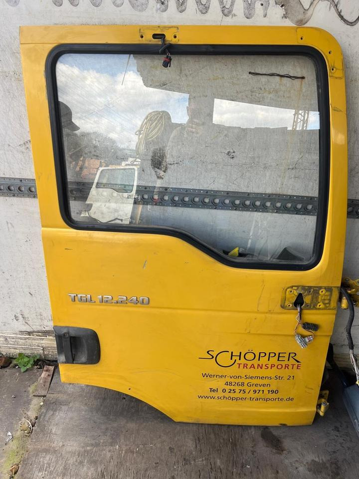 MAN TGL 12.240 Beifahrertür, Tür vorne rechts gelb RN001 - Дверь и запчасти для Грузовиков: фото 1 MAN TGL 12.240 Beifahrertür, Tür vorne rechts gelb RN001 - Дверь и запчасти для Грузовиков: фото 1