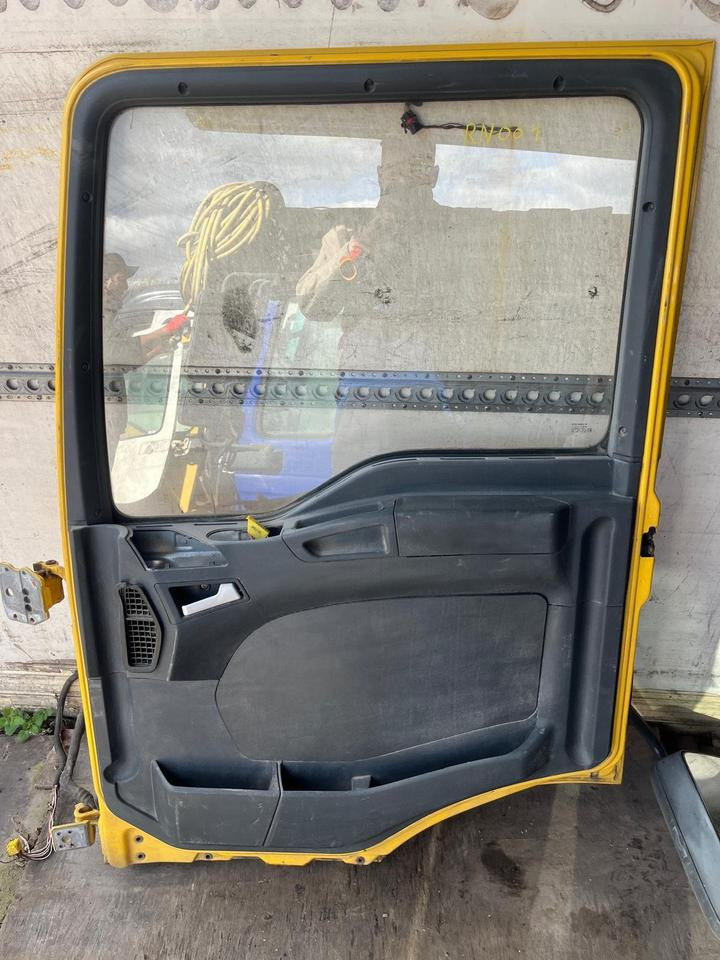 MAN TGL 12.240 Beifahrertür, Tür vorne rechts gelb RN001 - Дверь и запчасти для Грузовиков: фото 2 MAN TGL 12.240 Beifahrertür, Tür vorne rechts gelb RN001 - Дверь и запчасти для Грузовиков: фото 2